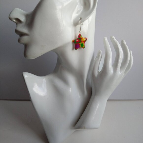 Handmade pink polymer clay earrings. Boucles d'oreilles fait à la main - Picture 4 of 6